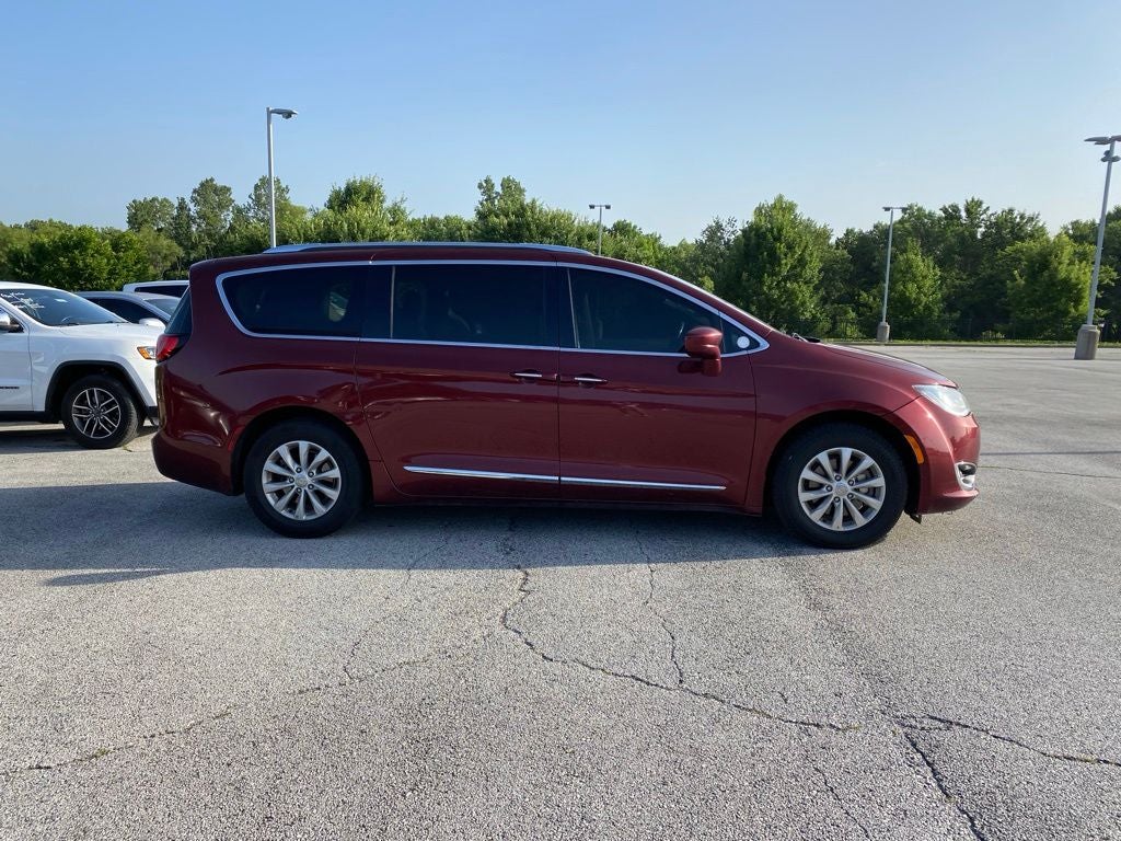 2019 Chrysler Pacifica Touring L - Photo 8