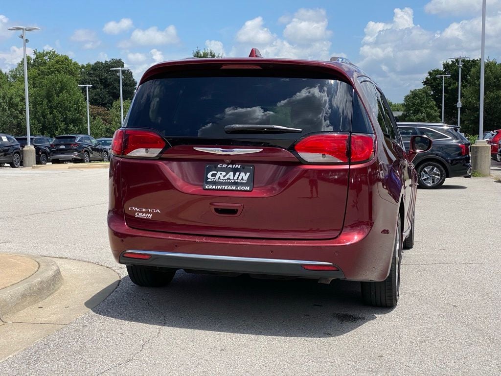 2019 Chrysler Pacifica Touring L