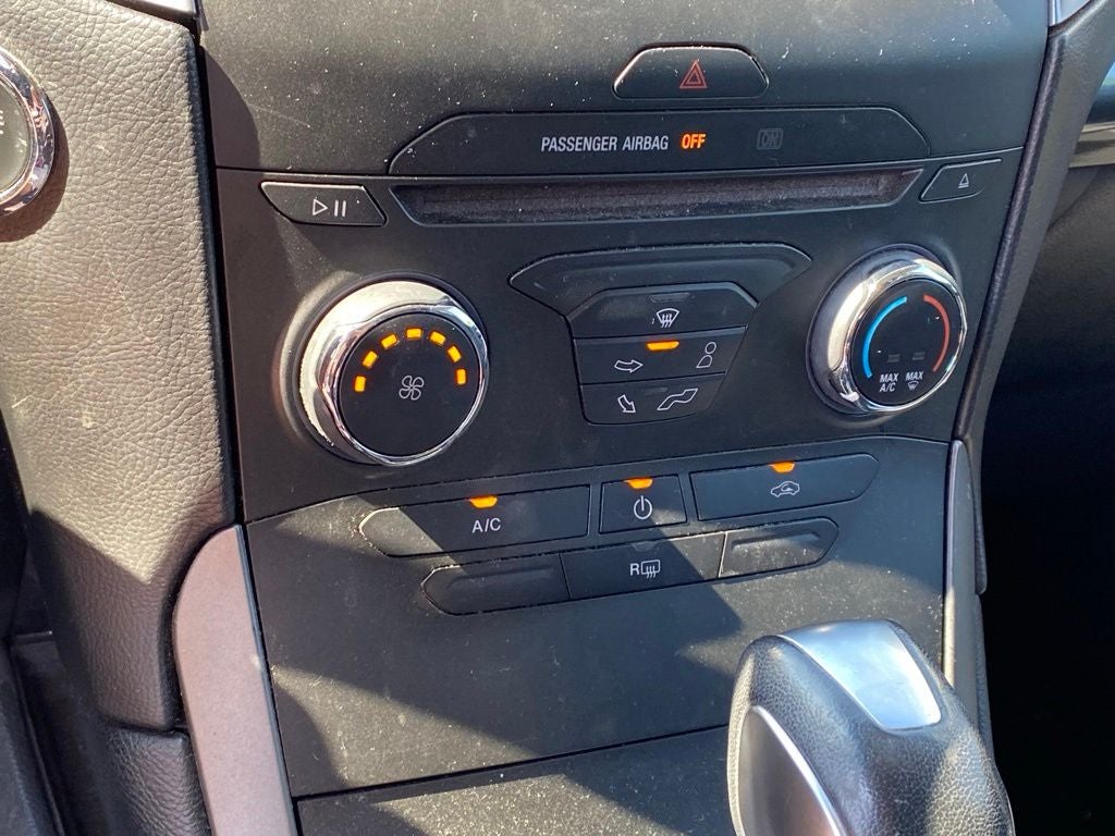 2016 Ford Edge SE - Photo 7