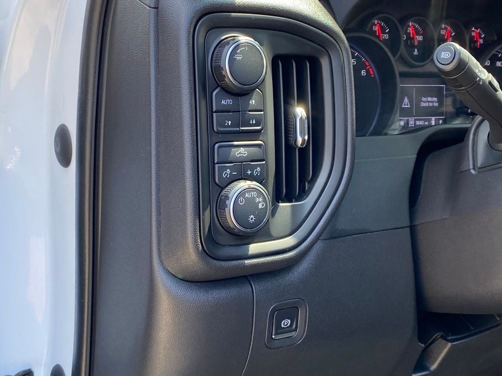 2024 Chevrolet Silverado 1500 Custom - Photo 12