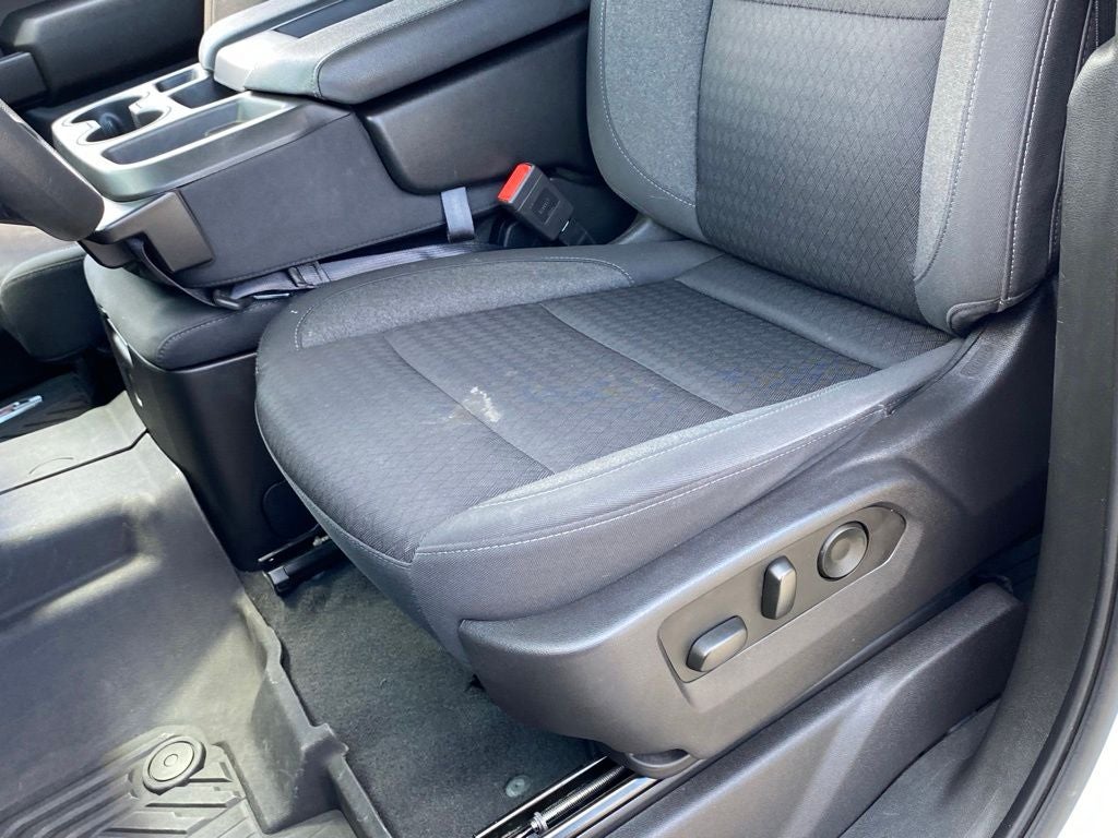 2024 Chevrolet Silverado 1500 Custom - Photo 21
