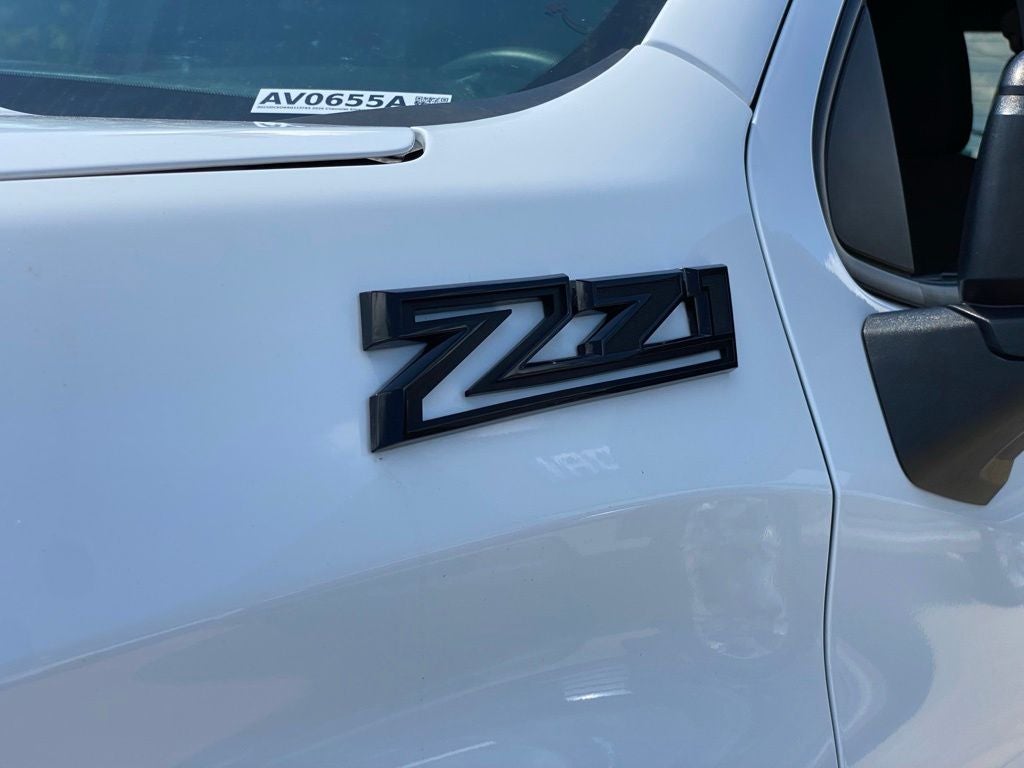 2024 Chevrolet Silverado 1500 Custom - Photo 29