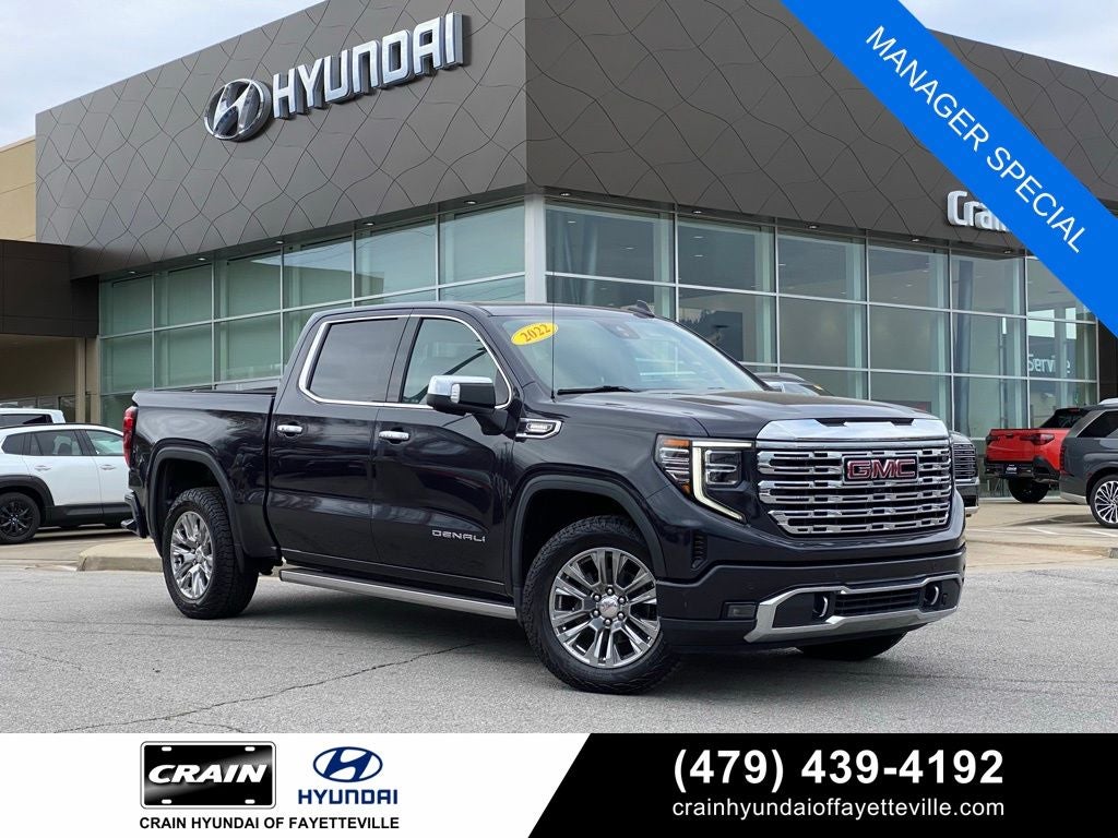 2022 GMC Sierra 4WD Crew Cab Short Box Denali's photo
