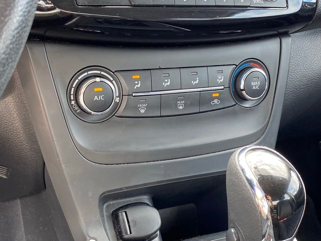 2016 Nissan Sentra SV