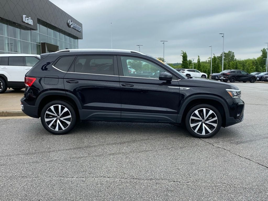2024 Volkswagen Taos 1.5T SE