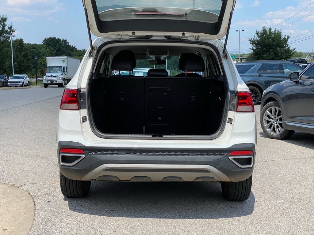 2023 Volkswagen Taos 1.5T SE
