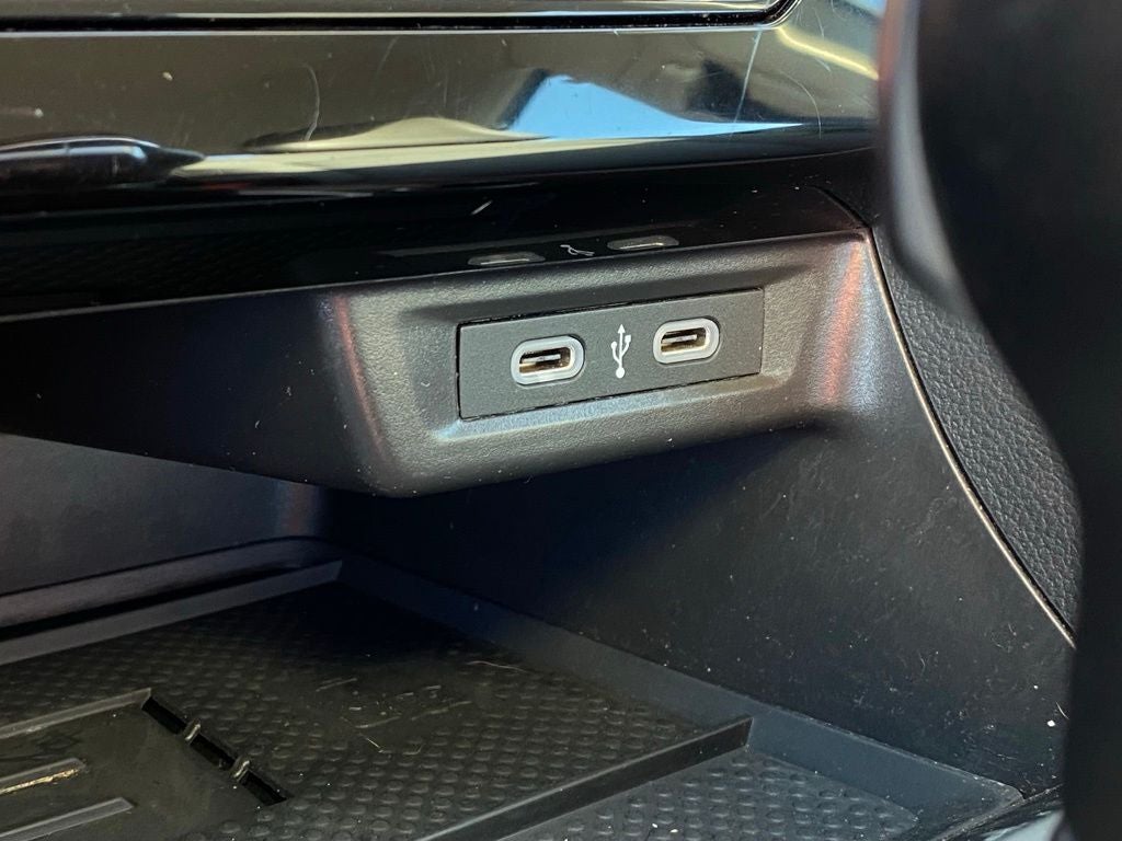 2025 Volkswagen Jetta SE - Photo 18