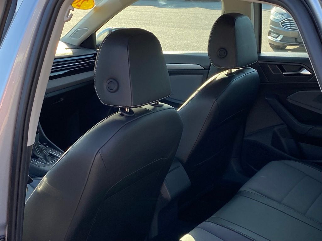 2025 Volkswagen Jetta SE - Photo 25