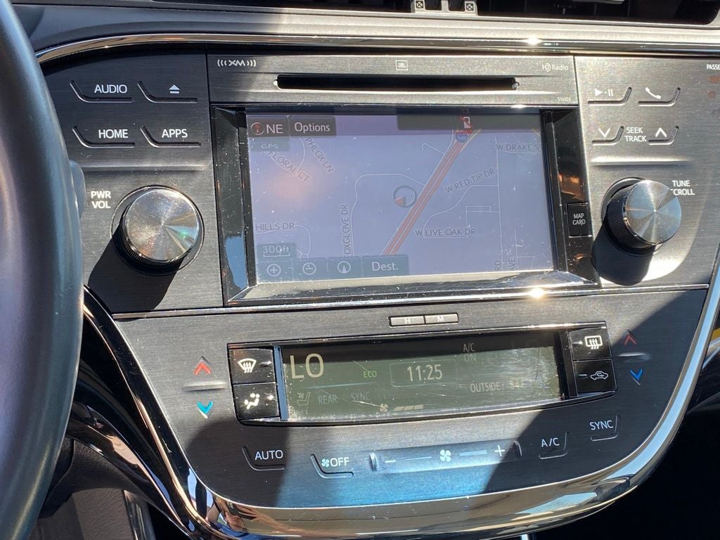 2015 Toyota Avalon Limited Hybrid - Photo 18