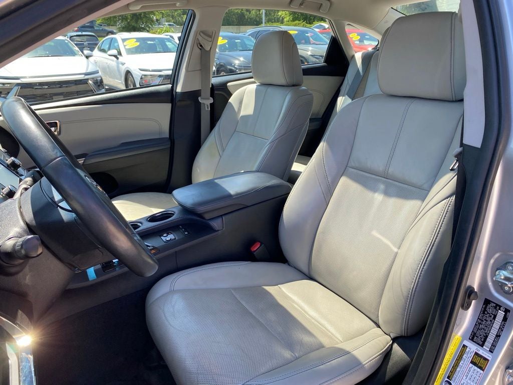 2015 Toyota Avalon Limited Hybrid - Photo 24