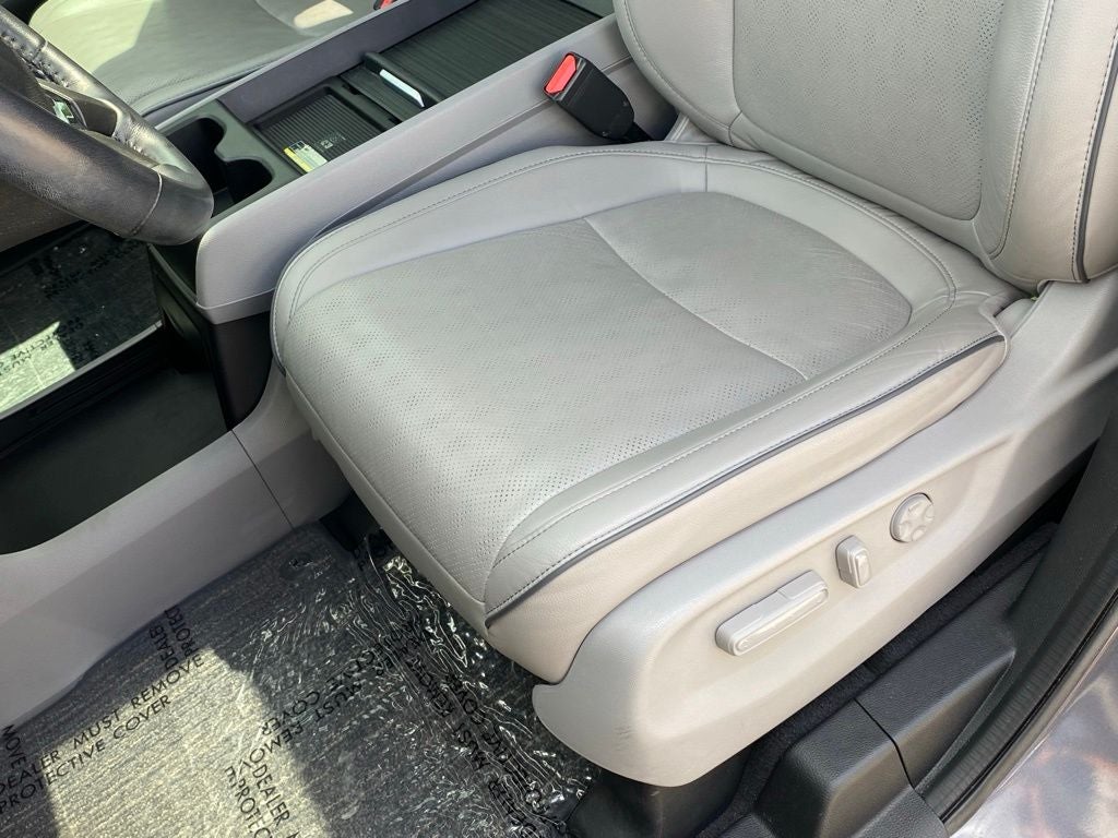 2022 Honda Odyssey Elite - Photo 23