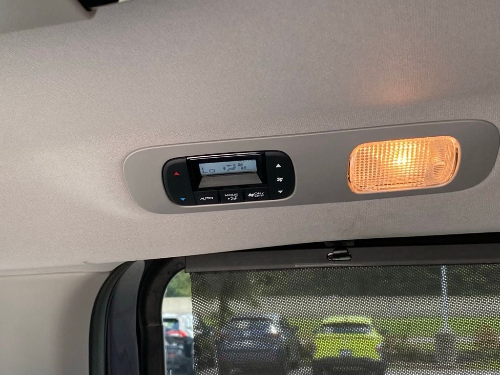 2022 Honda Odyssey Elite - Photo 28