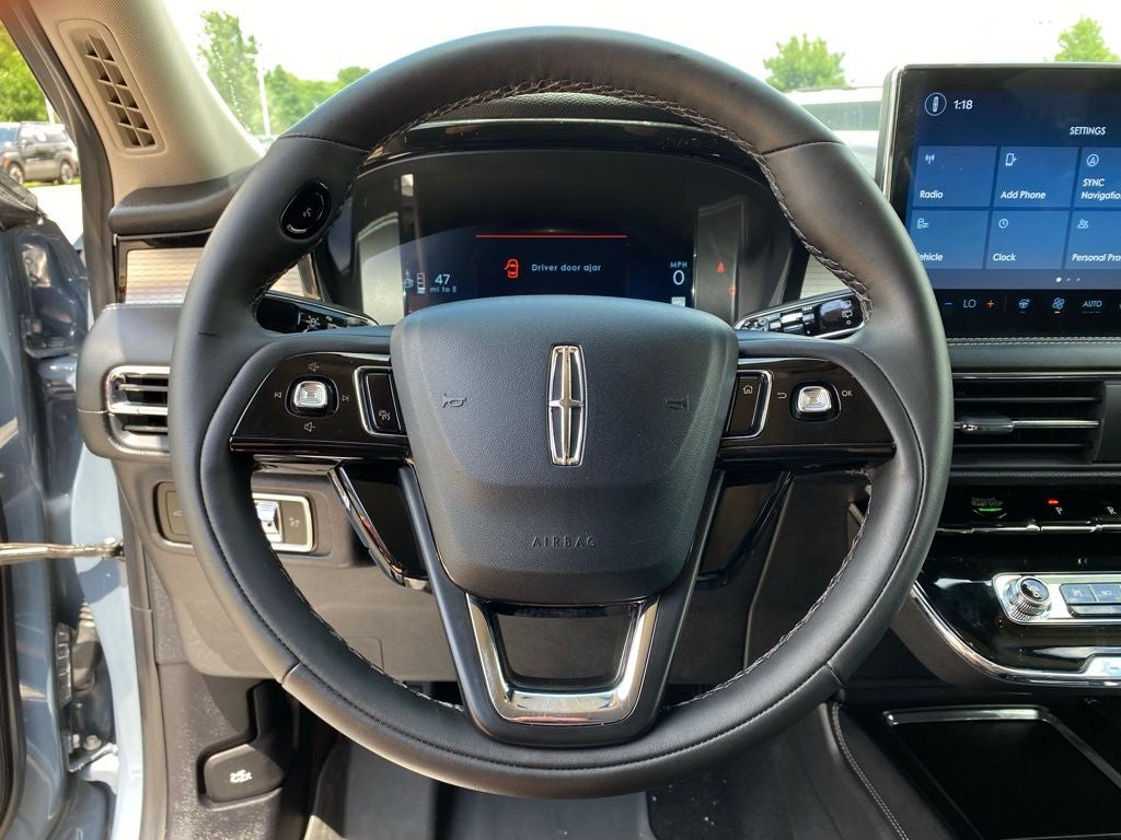 2025 Lincoln Corsair Premiere - Photo 15