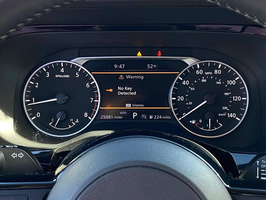 2024 Nissan Pathfinder SL