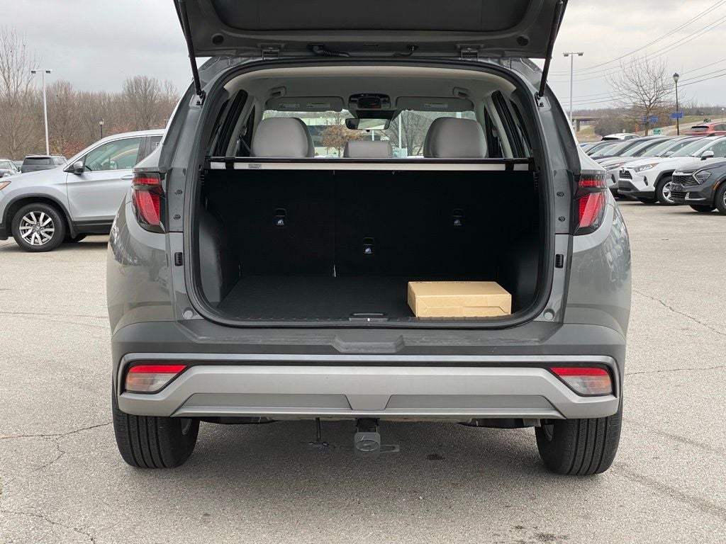 2026 Hyundai TUCSON SE FWD