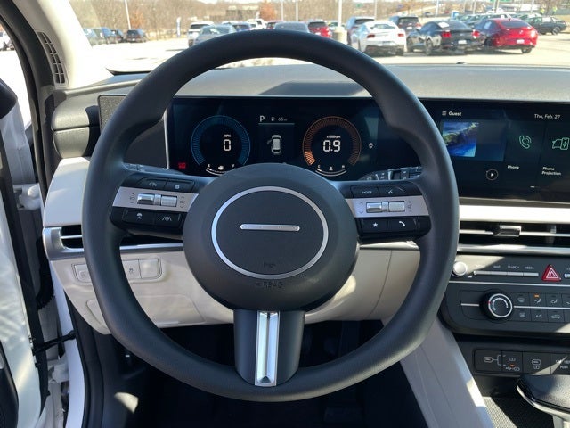 2025 Hyundai TUCSON SE FWD