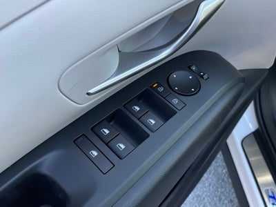 2025 Hyundai TUCSON SE FWD