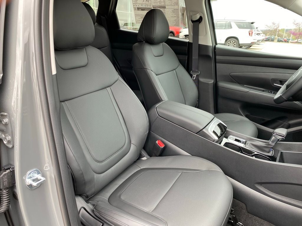 2026 Hyundai TUCSON SEL Premium FWD