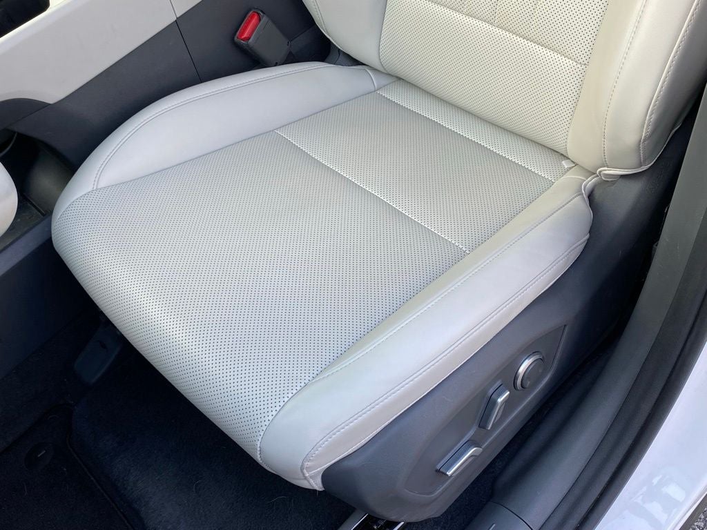 2025 Hyundai SANTA FE HYBRID SEL