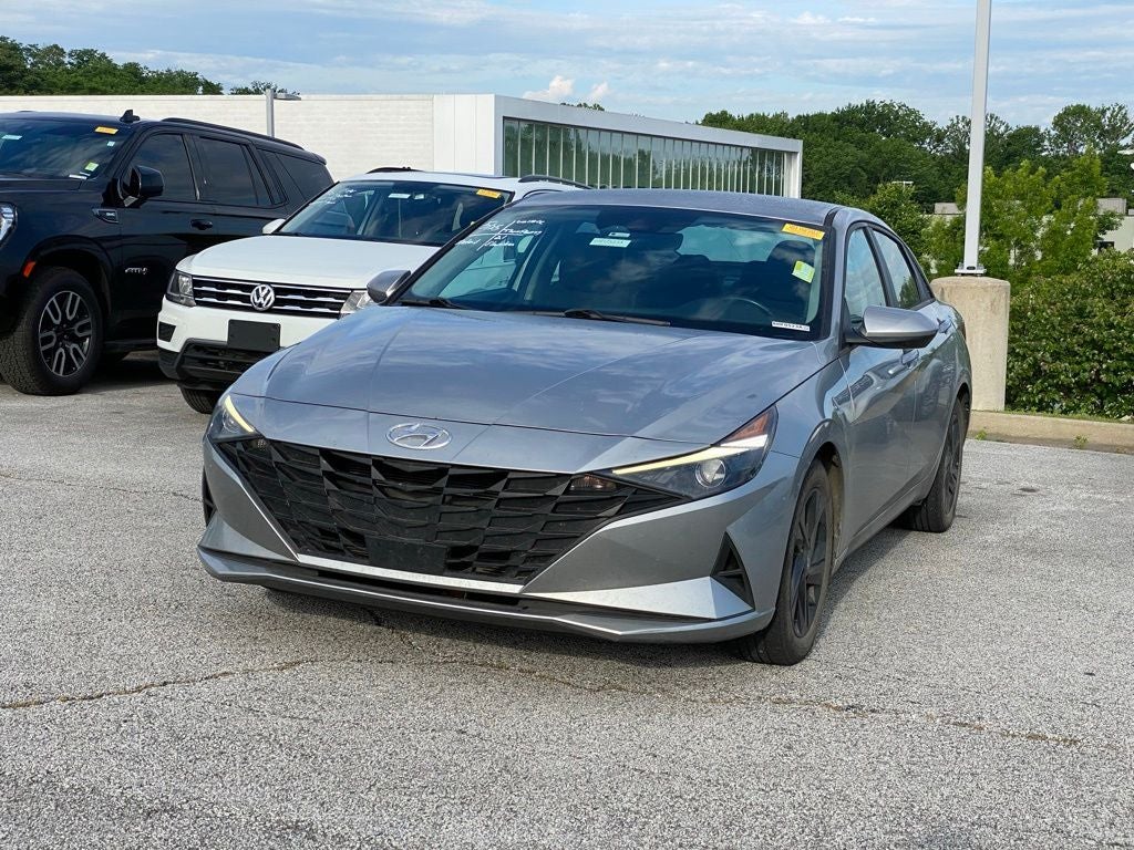 2021 Hyundai ELANTRA SEL