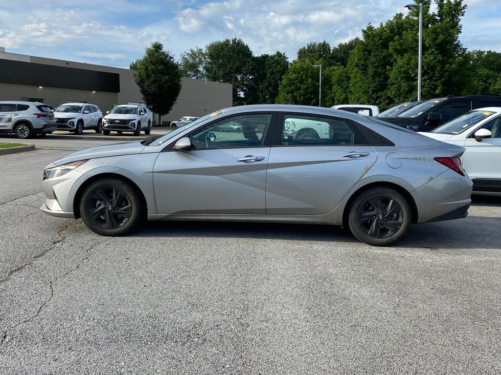 2021 Hyundai ELANTRA SEL