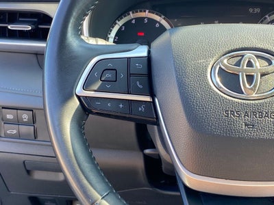 2025 Toyota Highlander XLE