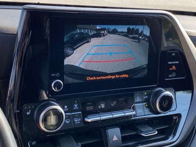 2025 Toyota Highlander XLE