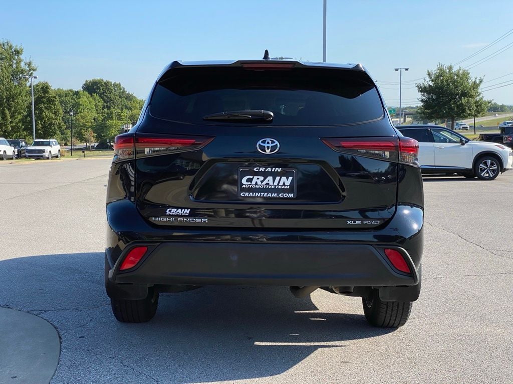2025 Toyota Highlander XLE