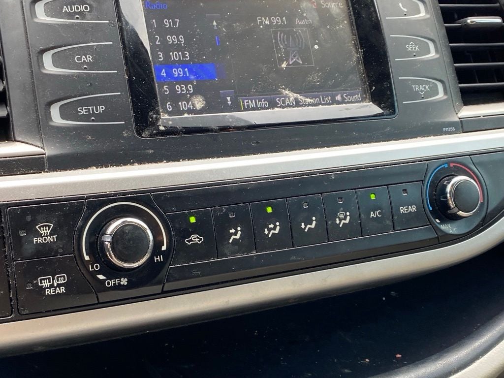 2018 Toyota Highlander LE