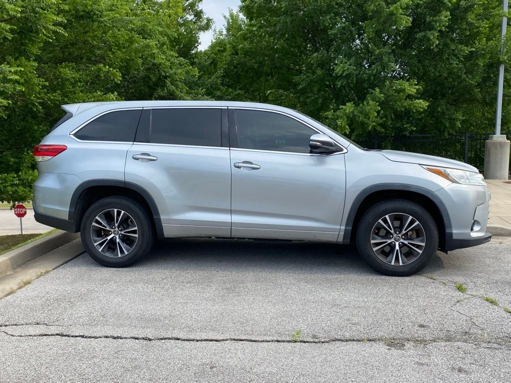 2018 Toyota Highlander LE