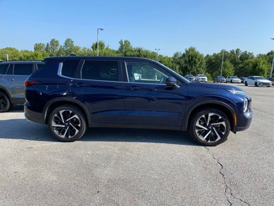 2024 Mitsubishi Outlander SE