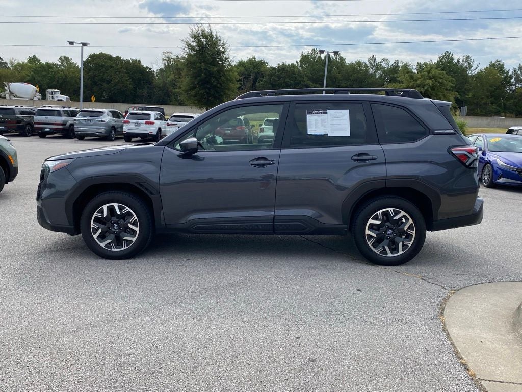 2025 Subaru Forester Premium - Photo 4