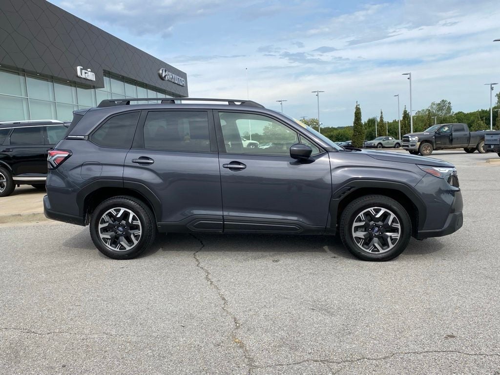 2025 Subaru Forester Premium - Photo 9