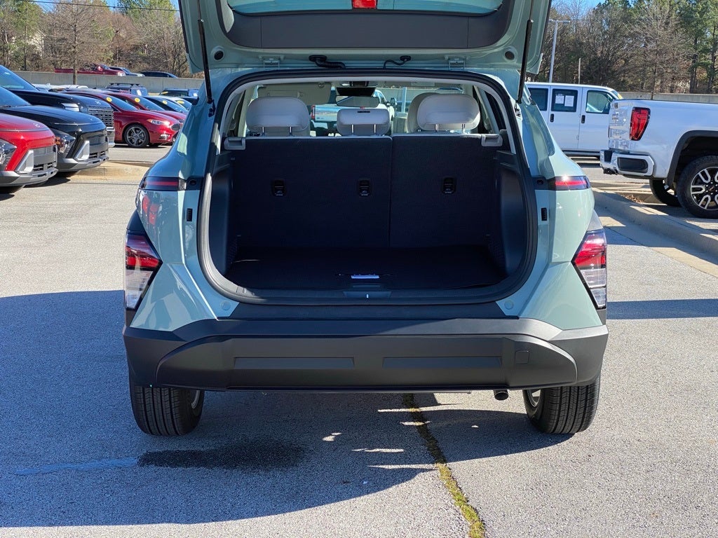 2026 Hyundai KONA SE FWD