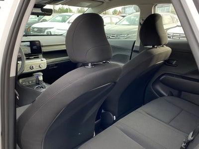 2026 Hyundai KONA SE FWD