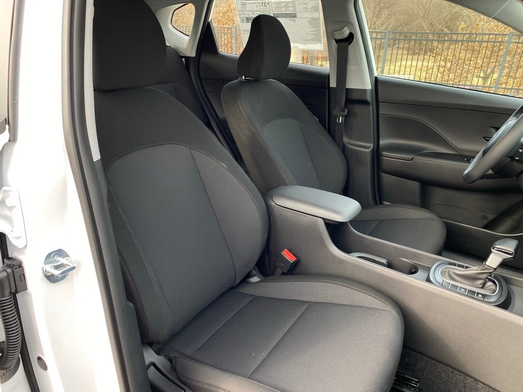 2026 Hyundai KONA SE FWD