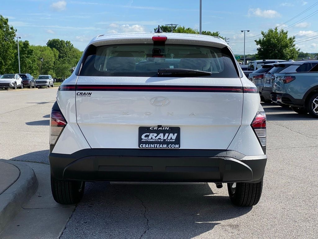 2026 Hyundai KONA SE FWD