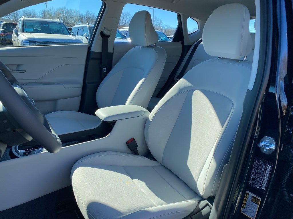 2026 Hyundai KONA SE FWD