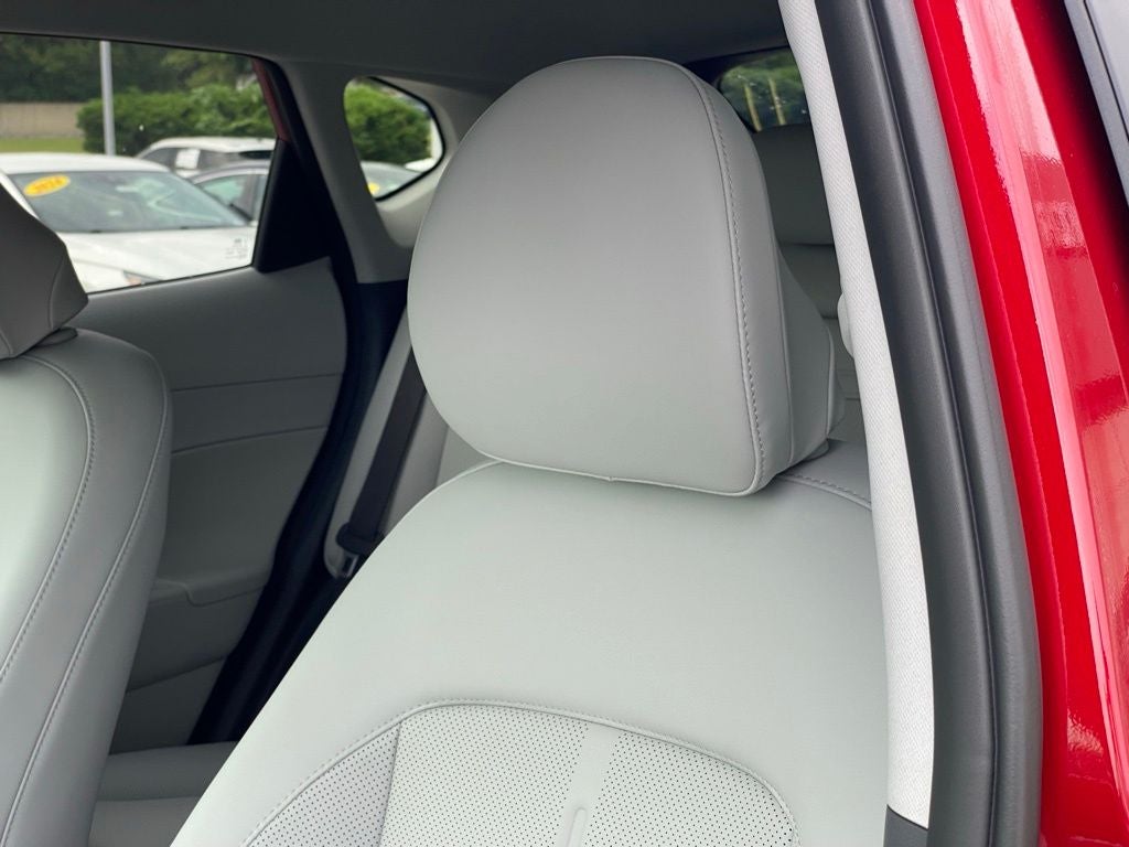 2026 Hyundai KONA SEL Premium FWD