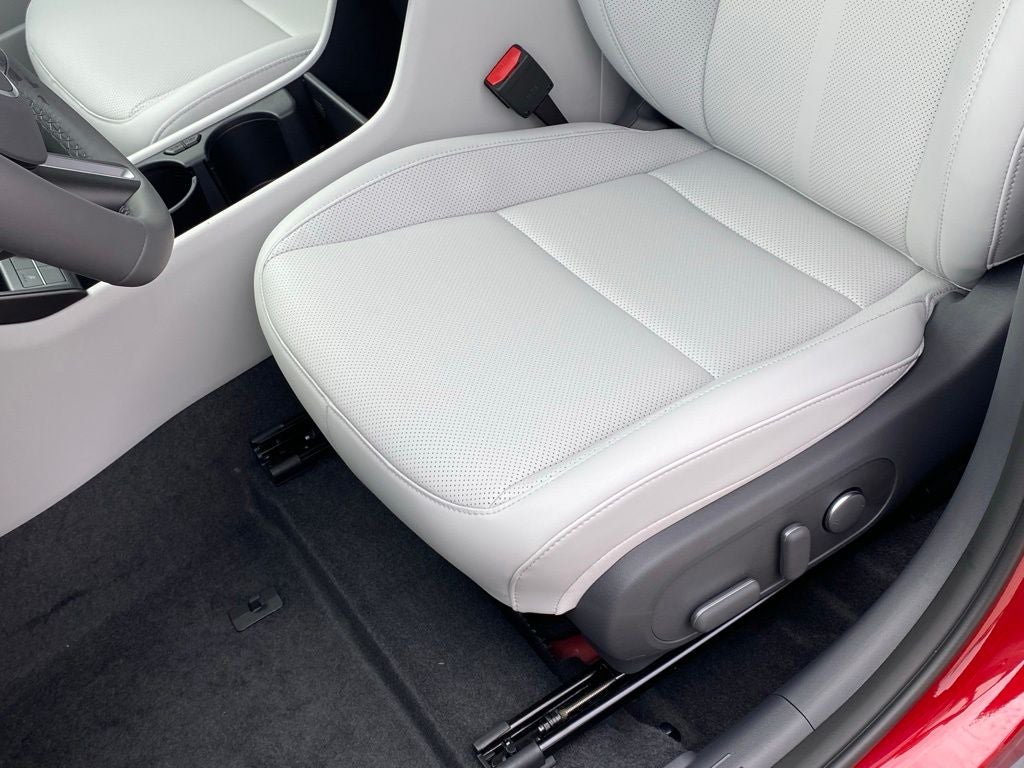 2026 Hyundai KONA SEL Premium FWD