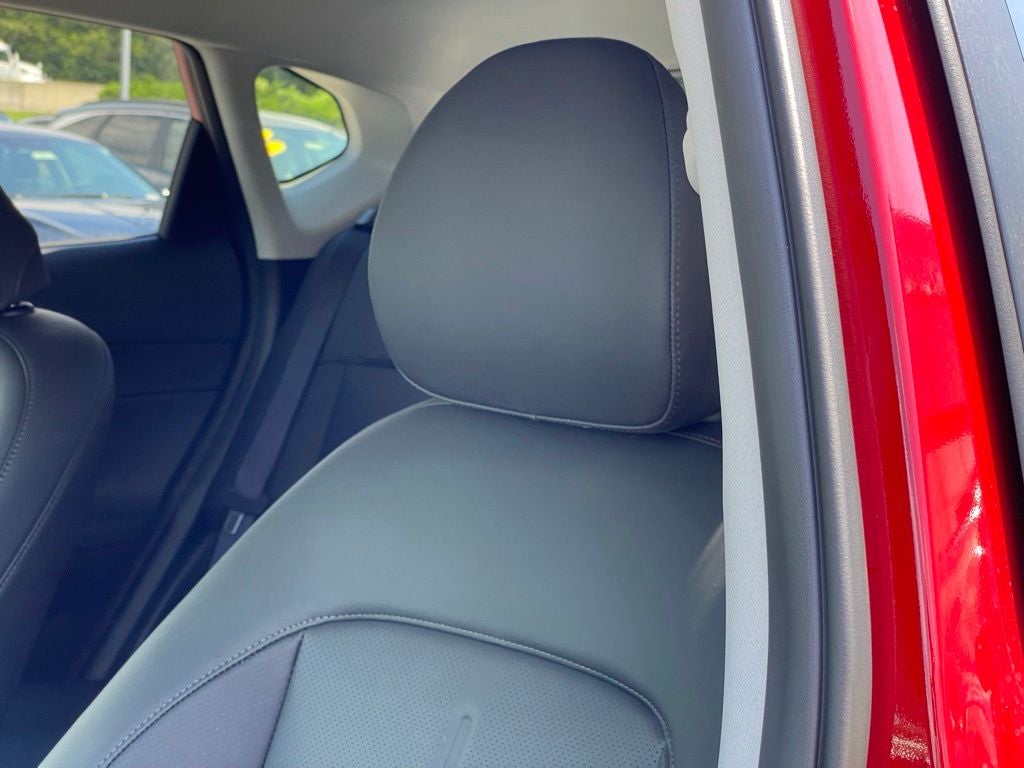 2026 Hyundai KONA SEL Premium FWD