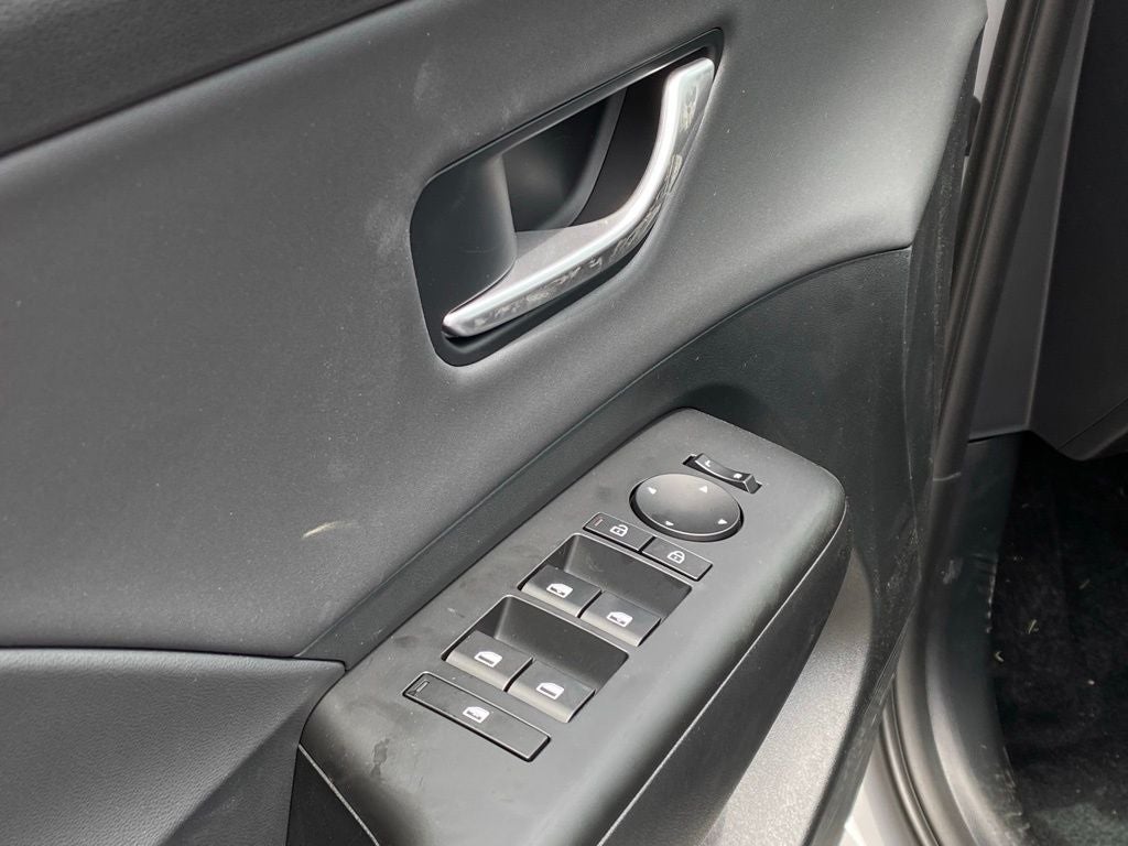 2026 Hyundai KONA SEL Premium FWD