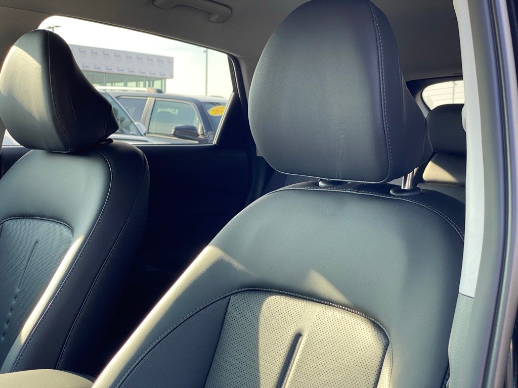 2026 Hyundai KONA SEL Premium AWD