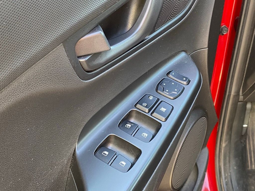 2021 Hyundai KONA SEL