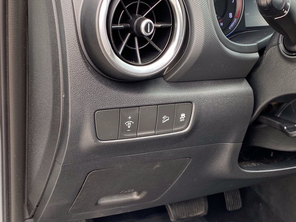 2023 Hyundai KONA SE