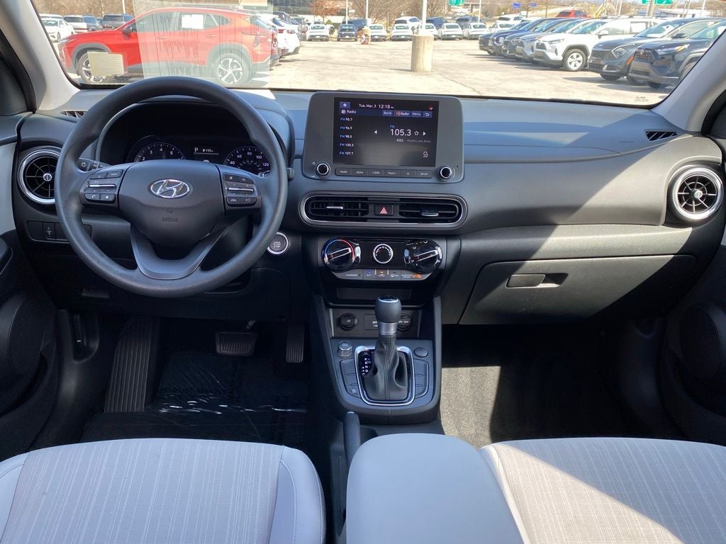 2023 Hyundai KONA SEL