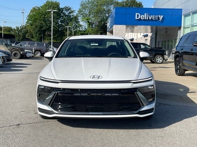 2025 Hyundai SONATA SE