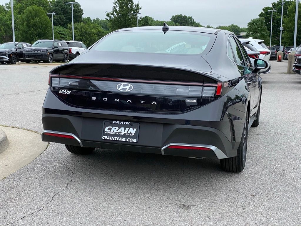 2026 Hyundai SONATA HYBRID Blue