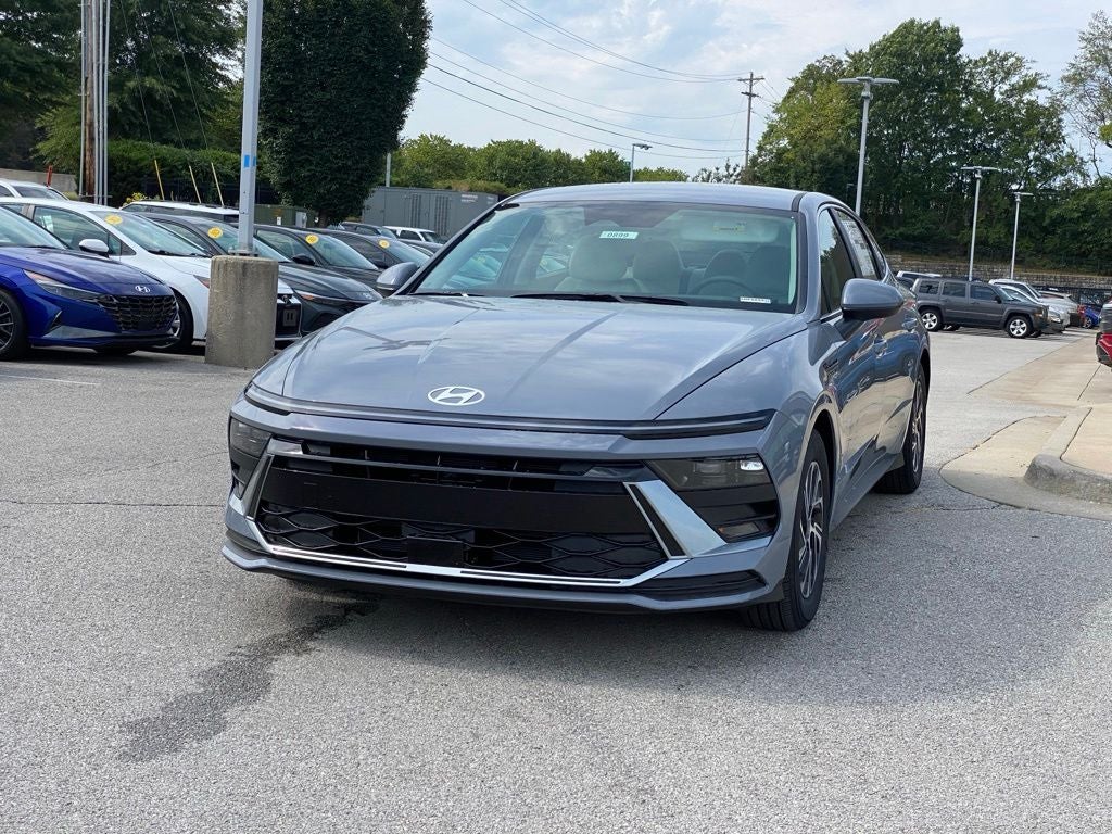 2026 Hyundai SONATA HYBRID Blue