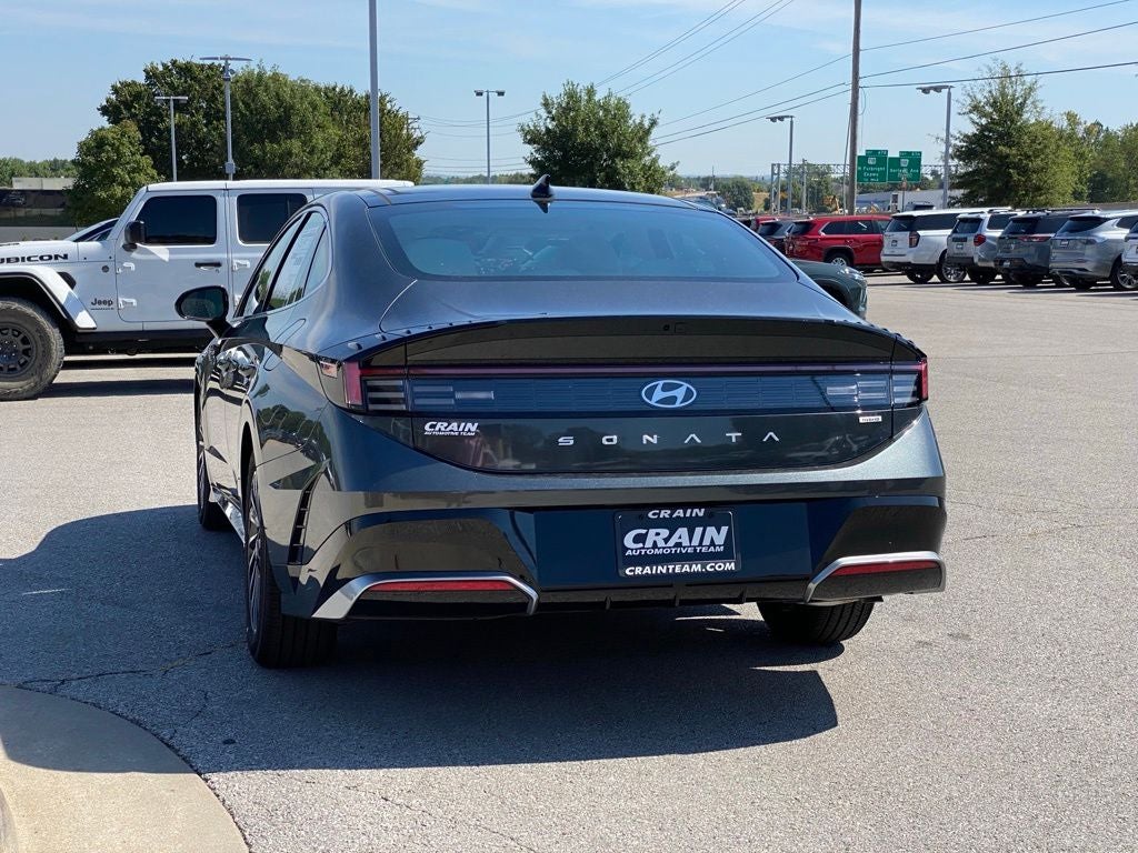 2026 Hyundai SONATA HYBRID SEL